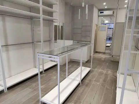 Local en Alquiler en Centro, $ 2.200.000