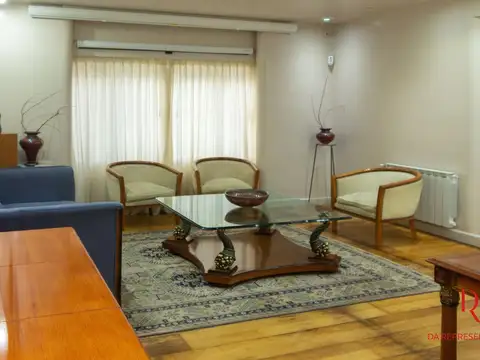 Oficina en Alquiler 60 años