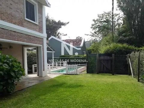 Casa en alquiler en La Barra Zona Jardin