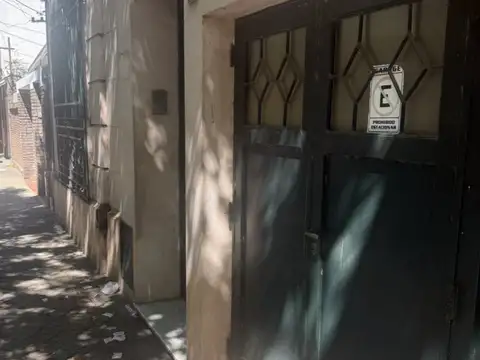 Casa en Alberdi Fernandez 1000