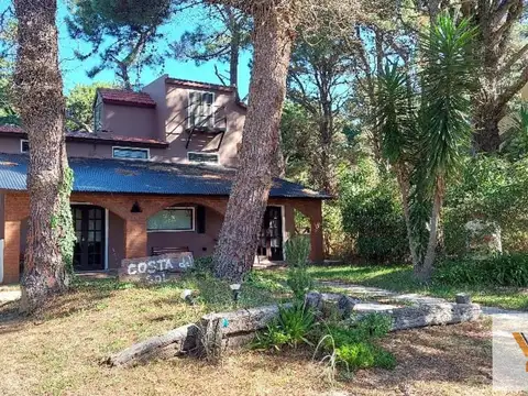 Oficina en Venta en Costa del Este, USD 160.000