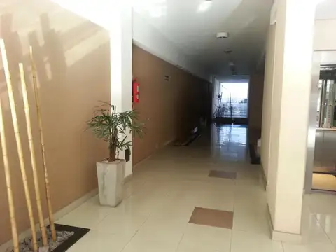 Avenida Teniente General Donato Álvarez 200