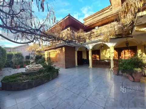 Chalet/Casa en PH zona Terminal Nueva