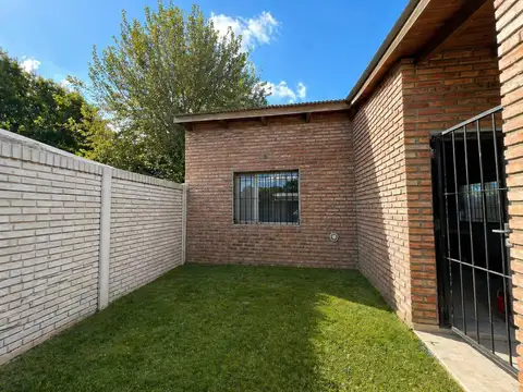 Casa en Venta en Roldan, USD 90.000