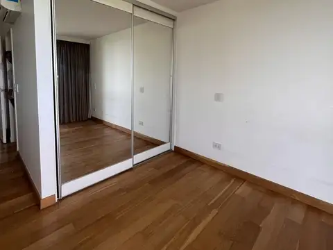 ¡Venta! Semipiso en Chateau Village! Con 2 Cocheras!