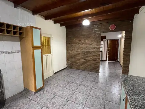 Casa 3 ambientes con 1 baño