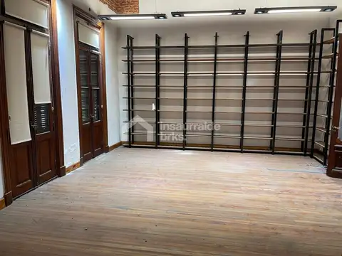 Casa Monoambiente con 8 baños