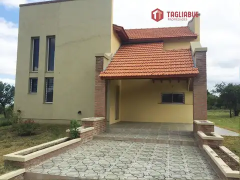 Importante Casa en las Moreras