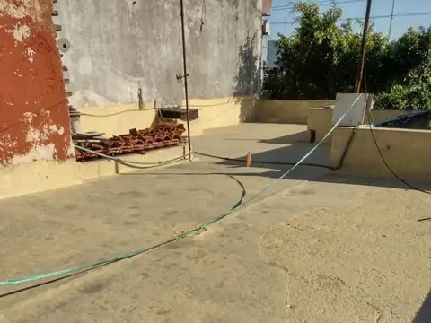 Podestá 3200, hermosa casa a refaccionar