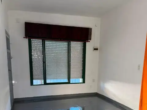 ALQUILER DE CASA EN LOS POLVORINES
