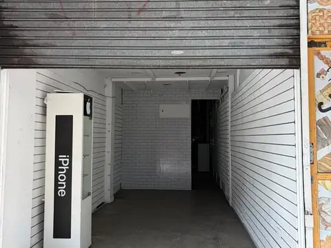 Local en Alquiler en Morón, $ 2.300.000