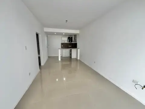 Venta departamento 1 amb dividido con patio