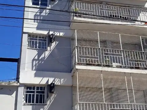 Depto de 2 ambientes en Centro de Ramos Mejia
