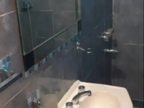 República De Chile 2200, Piso 1