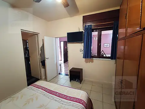 Depto Tipo Casa en Venta 50 años