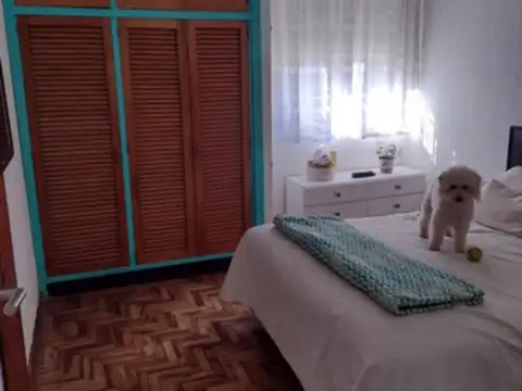 Av. Della Paolera 1100