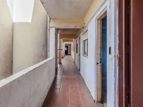 Avenida Hipólito Yrigoyen 3600