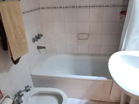 Depto Tipo Casa en Venta en Villa Real, USD 149.000