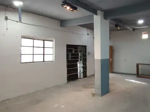 Galpon en Alquiler en Caseros, $ 550.000