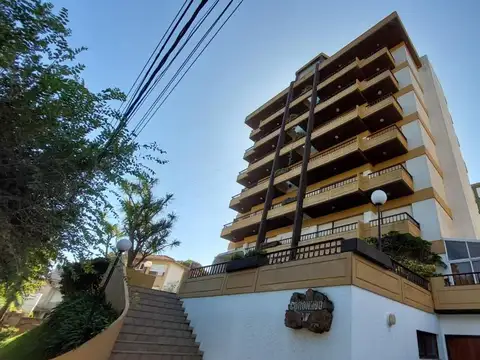 Paseo 111 e/ Avenida 2 y 3