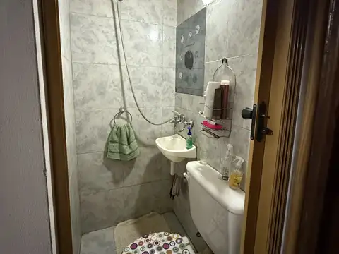 Depto Tipo Casa en Venta en Villa del Parque, USD 146.000