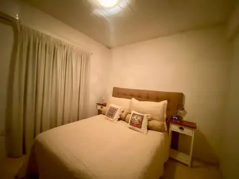 Departamento Venta Gonnet 2 Dormitorios cochera