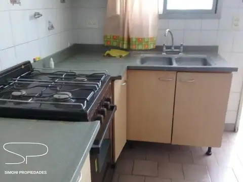 Depto Tipo Casa en Alquiler en Villa Ballester, $ 350.000