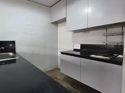 Oficina 2 ambientes con 1 baño