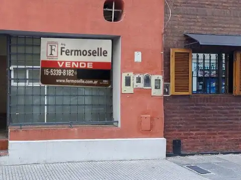 Isabel La Católica 1108. Local en Barracas.