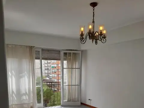 DPTO 3 AMB AL FRENTE LUMINOSO CON LAVADERO