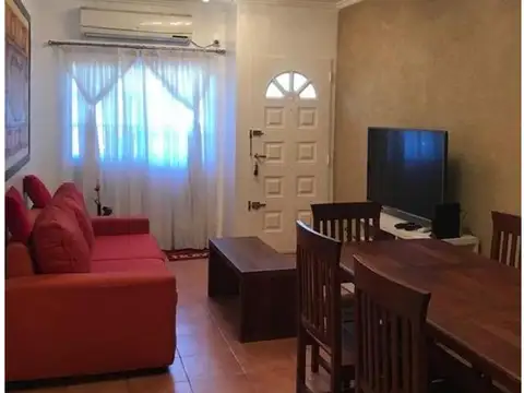 Depto Tipo Casa en Venta de 5 ambientes
