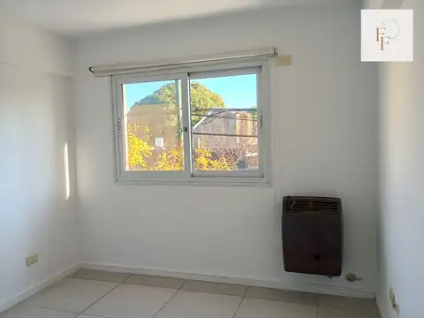 Av Centenario 500, Piso 2