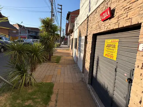 Local en Alquiler en Boulogne, $ 450.000