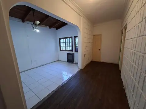 Depto Tipo Casa en Venta en Parque Chacabuco, USD 229.000