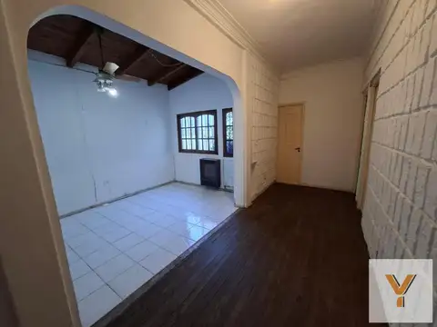Depto Tipo Casa en Venta en Parque Chacabuco, USD 229.000