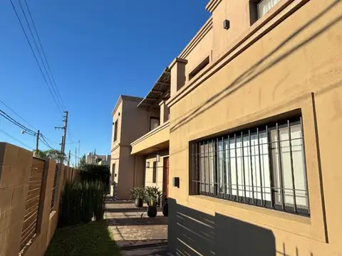 Casa en Venta en Belen De Escobar, USD 220.000