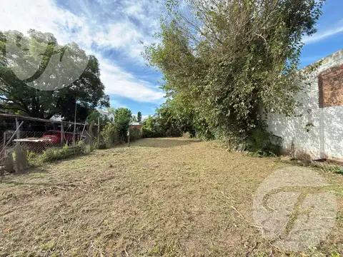Terreno en Venta 30  mts Fondo