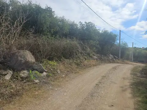 VENDO LOTE 366 M2 AGUA DE ORO, CBA. CON VISTA