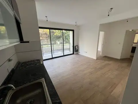 Depto 2 amb, 45m2 balcón frente, Pïscina, SUM, Parrilla