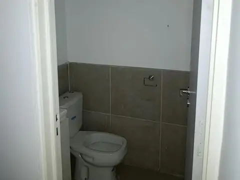 LOCAL COMERCIAL - SAN NICOLAS 1628