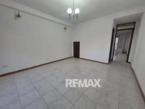 Depto Tipo Casa en Alquiler de 5 ambientes