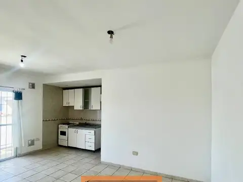 Depto Tipo Casa en Venta en Caseros, USD 45.000