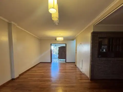Casa en Venta en Ramos Mejía Sur, USD 370.000