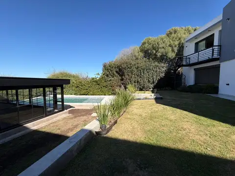 ¡Venta! Hermosa Casa en La Estanzuela - 3 Dormitorios ¡Apta Crédito!