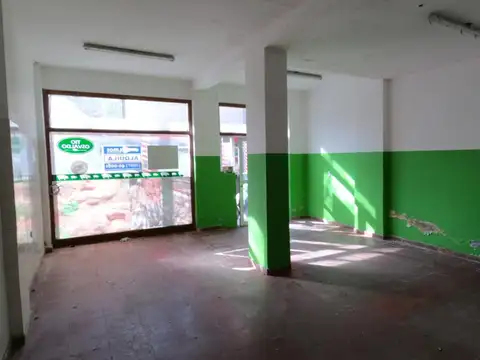 Local en Venta 40 años