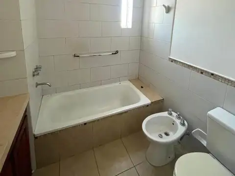 Departamento en Alquiler en La Tablada, $ 480.000