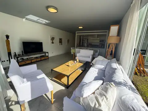 Departamento 3 ambientes con 2 baños