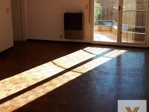 Departamento en venta - 3 Dormitorios 2 Baños - 100Mts2 - Río Cuarto, Córdoba