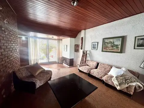 Casa en Venta en Parque Avellaneda, USD 270.000