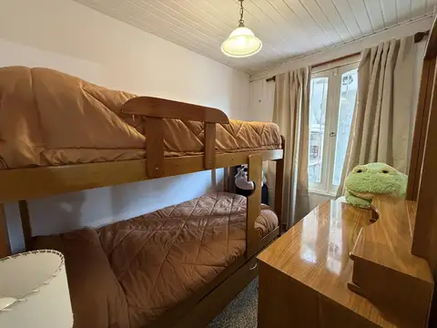 VENTA – Casa con 3 dormitorios y patio en Cañada de Gómez.